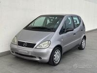 Usata Mercedes A160 Classic 102 CV (75 kW) 1999 Grigio Berlina