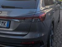 Usata Audi Q4 e-tron S-Line 150 kW (204 CV) 2021 Grigio SUV
