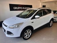 Usata Ford Kuga Individual 163 CV (119 kW) 2013 Bianco SUV