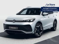 Usata VW Tiguan R-line 204 CV (150 kW) 2025 Dolomite silver metallizzato SUV