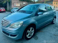Usata Mercedes B180 109 CV (80 kW) 2008 Monovolume
