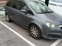 Usata Opel Zafira 120 CV (88 kW) 2007 Grigio Monovolume