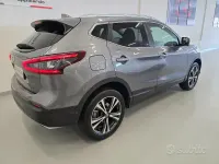 Usata Nissan Qashqai N-Connecta 110 CV (80 kW) 2018 Grigio SUV