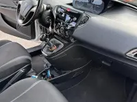 Usata Lancia Ypsilon 69 CV (50 kW) 2014 Grigio Utilitaria