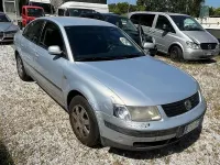Usata VW Passat Comfortline 110 CV (80 kW) 1998 Grigio Berlina