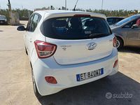 Usata Hyundai i10 67 CV (49 kW) 2014 Bianco Utilitaria