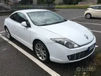 Usata Renault Laguna Coupé 150 CV (110 kW) 2011 Bianco Coupé