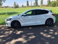 Usata Ford Focus ST-Line 120 CV (88 kW) 2018 Bianco Berlina