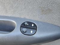 Usata Ford Fiesta 76 CV (55 kW) 1999 Blu Utilitaria