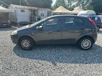 Usata Fiat Grande Punto Dynamic 77 CV (56 kW) 2010 Nero Utilitaria