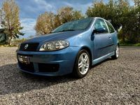 Usata Fiat Punto 100 CV (73 kW) 2004 Giallo Utilitaria
