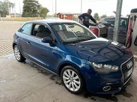 Usata Audi A1 86 CV (63 kW) 2014 Blu Utilitaria