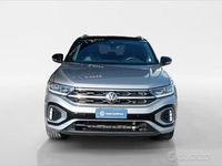 Usata VW T-Roc R-line 110 CV (80 kW) 2022 Grigio chiaro met. SUV