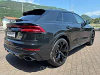 Usata Audi Q8 Ambiente 600 CV (441 kW) 2022 Nero mythos met. SUV