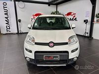 Usata Fiat Panda 4x4 S 95 CV (69 kW) 2016 Bianco Utilitaria