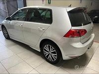 Usata VW Golf VII 110 CV (80 kW) 2016 Grigio Utilitaria