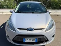 Usata Ford Fiesta Business Edition 92 CV (67 kW) 2012 Grigio Berlina