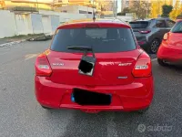 Usata Suzuki Swift 83 CV (61 kW) 2021 Rosso Utilitaria