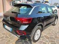 Usata VW T-Roc Life 110 CV (80 kW) 2023 Nero SUV