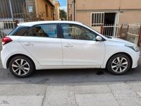 Usado Hyundai i20 78 HP (57 kW) 2015 Sedan