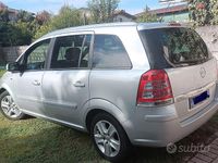 Usata Opel Zafira 110 CV (80 kW) 2011 Monovolume