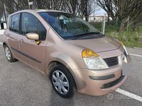 Usata Renault Modus 82 CV (60 kW) 2004 Grigio Monovolume