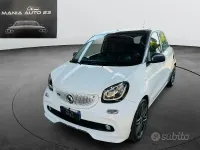 Usata Smart ForFour Brabus 110 CV (80 kW) 2019 Bianco Utilitaria