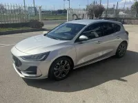 Usata Ford Focus ST-Line 116 CV (85 kW) 2025 Argento Berlina