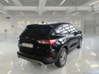 Usata Ford Kuga Titanium 119 CV (87 kW) 2022 Nero SUV