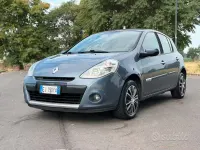 Usata Renault Clio II 75 CV (55 kW) 2011 Bluazzurro Berlina