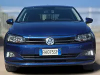 Usata VW Polo Comfortline 95 CV (69 kW) 2018 Blu/azzurro Utilitaria
