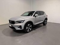 Usata Volvo XC40 Core 163 CV (119 kW) 2025 Silver dawn SUV