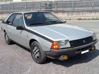 Usata Renault Fuego 110 CV (80 kW) 1980 Argento Coupé