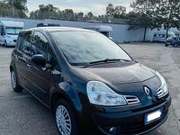 Usata Renault Modus 90 CV (66 kW) 2011 Nero Monovolume