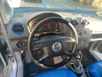 Usata VW Caddy Life 75 CV (55 kW) 2005 Grigio Monovolume