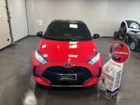 Usata Toyota Yaris Hybrid Style 92 CV (67 kW) 2021 Rosso Berlina