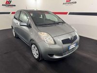 Usata Toyota Yaris 69 CV (50 kW) 2008 Grigio Utilitaria