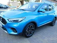Usata MG ZS Luxury 106 CV (77 kW) 2024 Bluazzurro SUV
