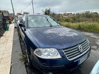 Usata VW Passat 130 CV (95 kW) 2002 Blu Station wagon