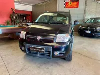 Usata Fiat Panda 4x4 Climbing 75 CV (55 kW) 2011 Nero Utilitaria