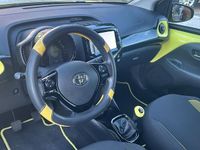 Usata Toyota Aygo X-play 69 CV (50 kW) 2016 Giallo Utilitaria