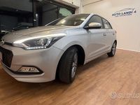 Usata Hyundai i20 Style 84 CV (61 kW) 2015 Grigio Berlina