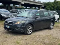 Usado Ford Focus 110 HP (80 kW) 2010 Cinzento Carrinha