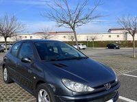 usata Peugeot 206 1.4 hdi Sweetyears Neopatentati