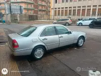 Usata Mercedes C200 Elegance 136 CV (100 kW) 1996 Grigio Berlina