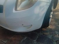 Usata Toyota Yaris 69 CV (50 kW) 2009 Bianco Utilitaria