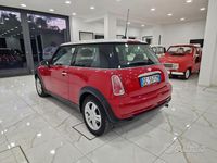 Usata Mini ONE 90 CV (66 kW) 2006 Rosso Utilitaria