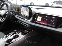 Nuova Audi A6 S-Line 204 CV (150 kW) 2026 Oro Station wagon