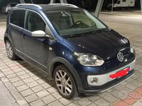 Usata VW up! 75 CV (55 kW) 2015 Blu Utilitaria