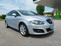 Usata Seat Leon 105 CV (77 kW) 2011 Grigio Utilitaria